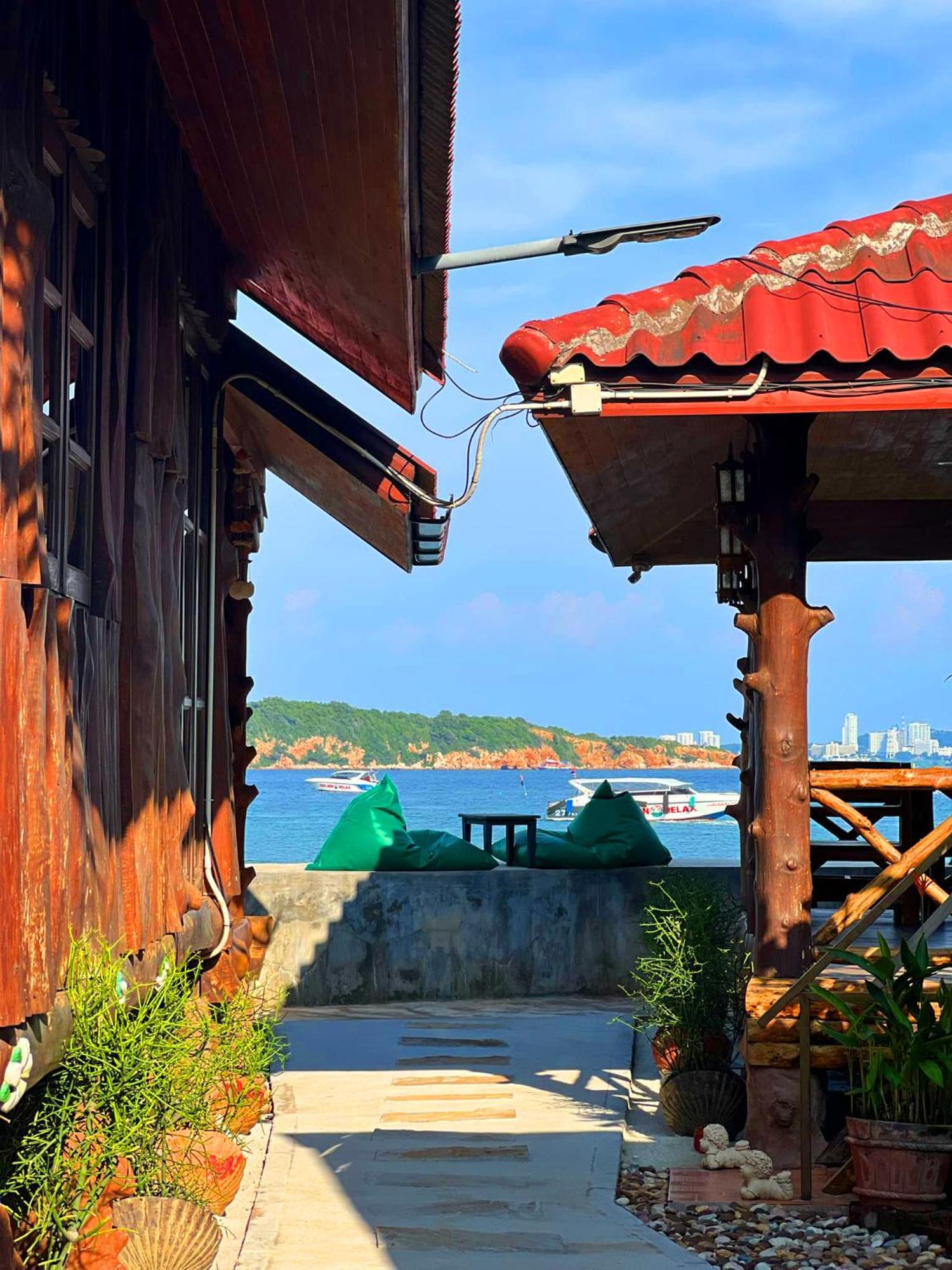 Homebeach Resort เกาะล้าน Exterior foto